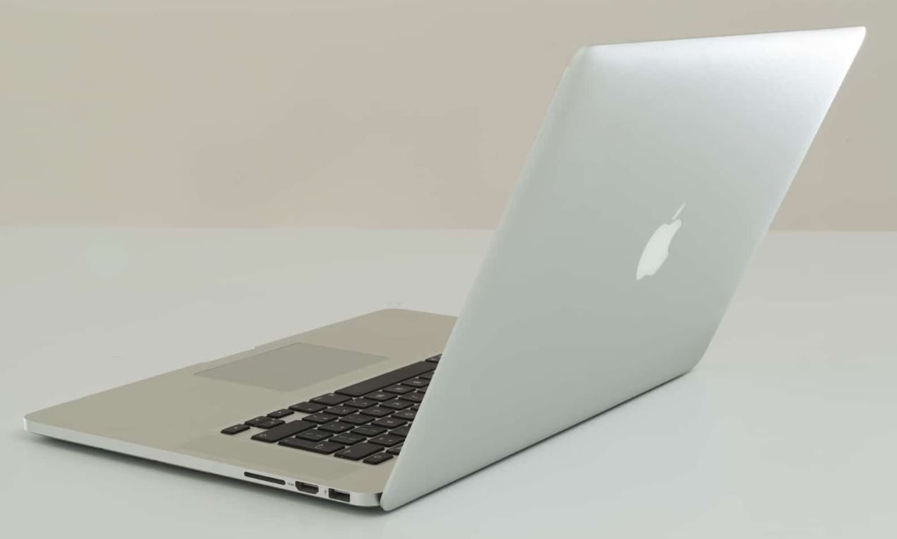 MacBook Pro Mid 2015 Retina 15