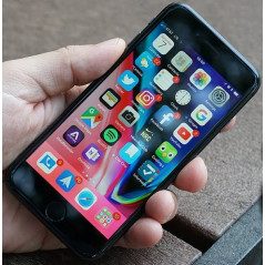 iPhone 8 64GB rymdgrå (beg) (Skärm i nyskick) (baksida sprucken)