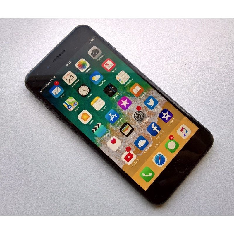 iPhone 8 - iPhone 8 Plus 64GB rymdgrå (beg)